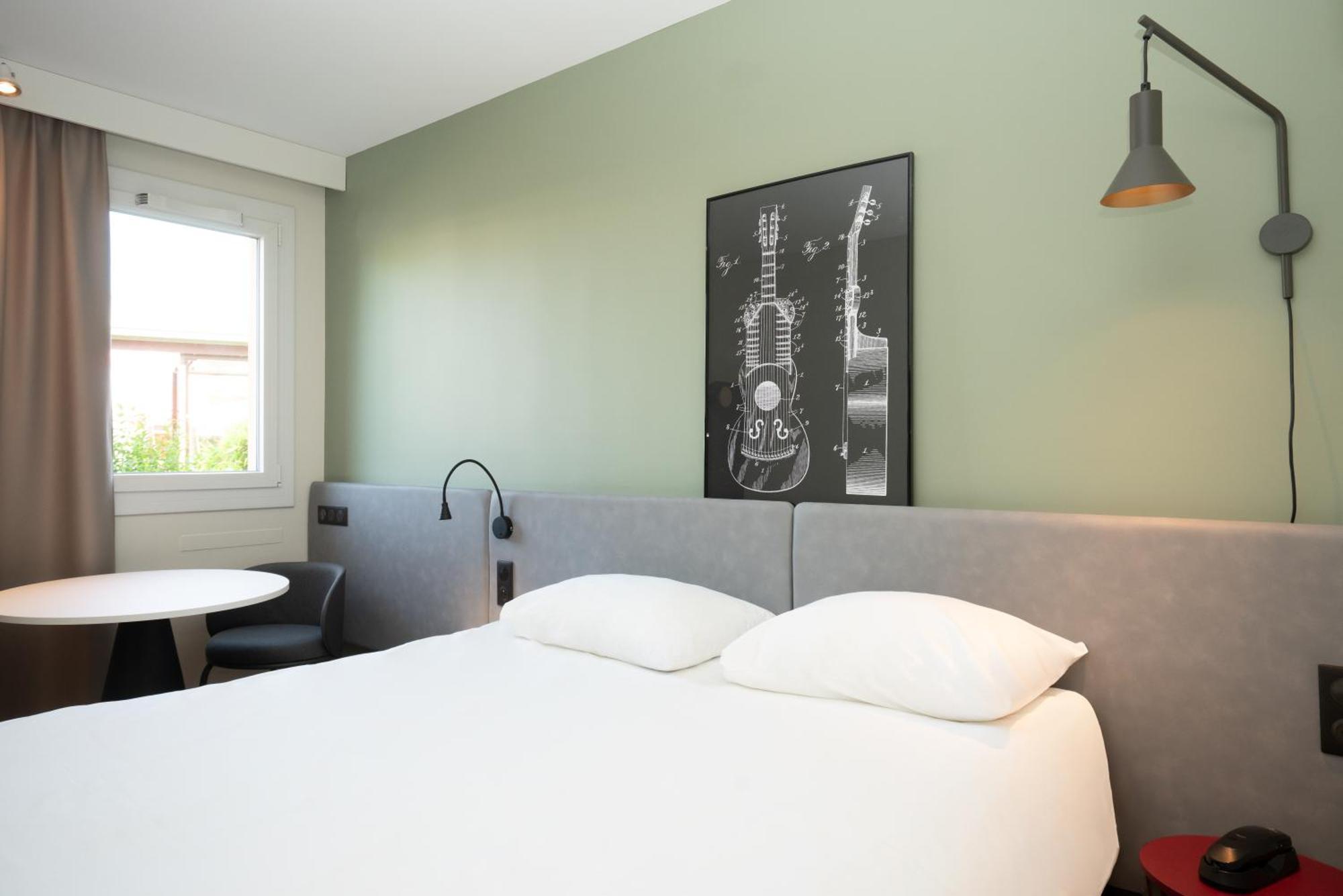 Hotel Ibis Reims Tinqueux Esterno foto