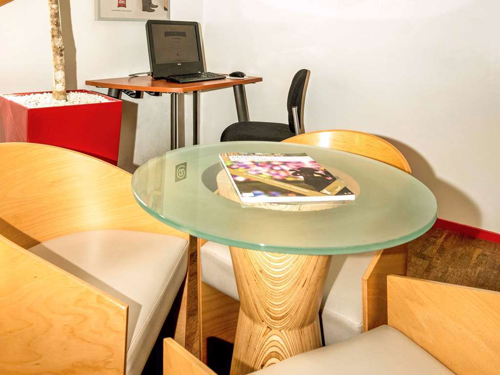 Hotel Ibis Reims Tinqueux Ristorante foto