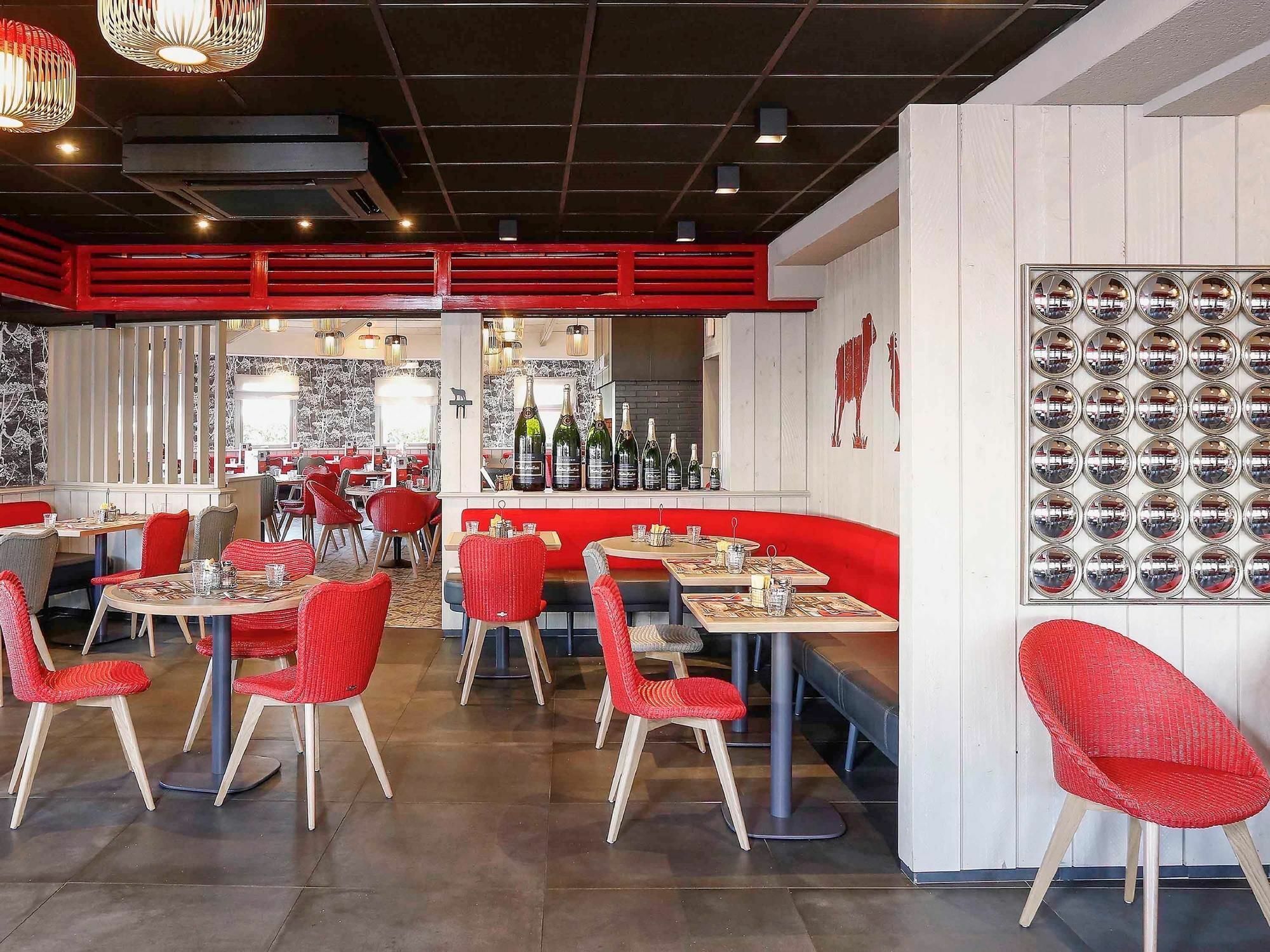 Hotel Ibis Reims Tinqueux Esterno foto
