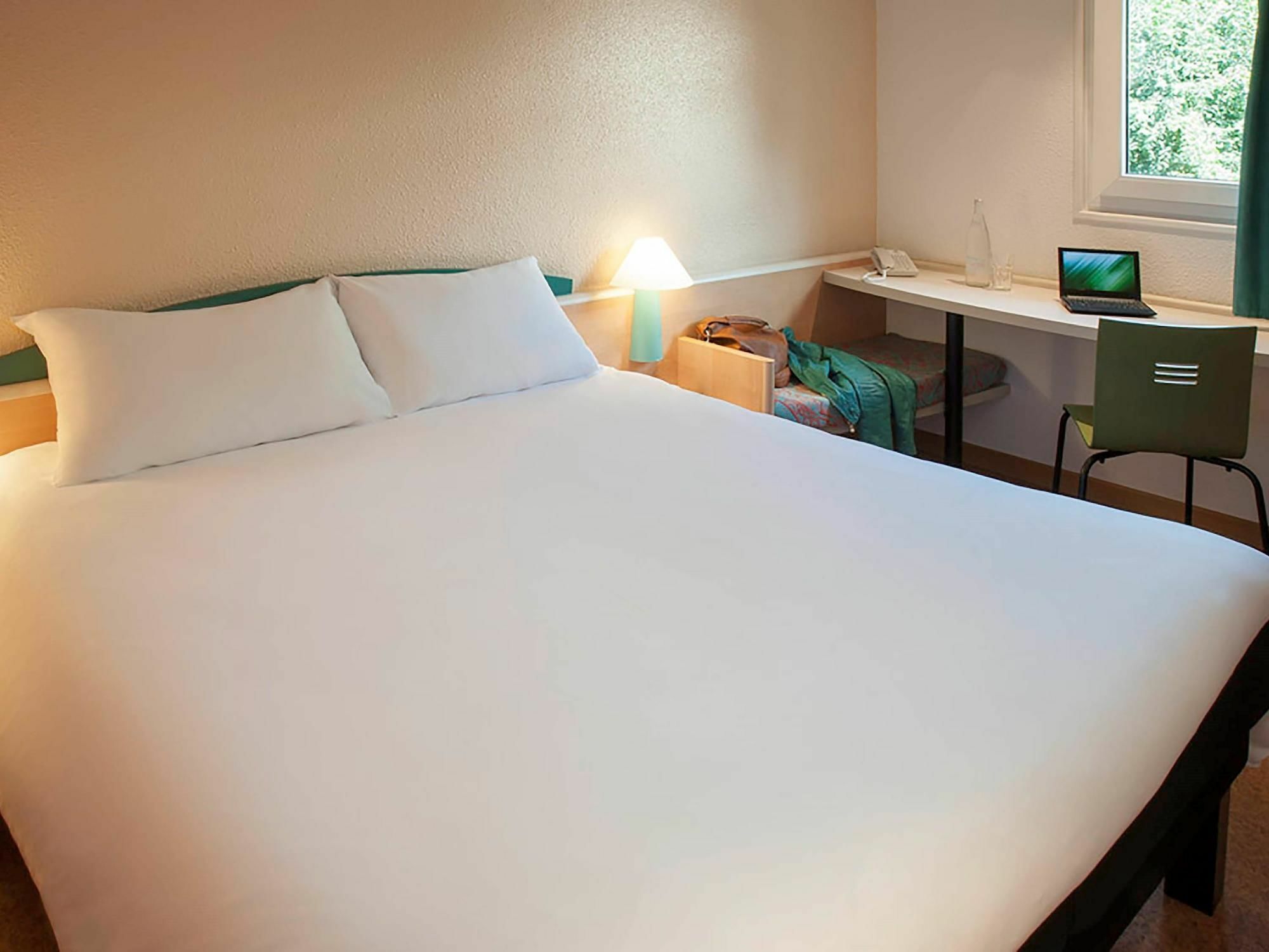 Hotel Ibis Reims Tinqueux Esterno foto