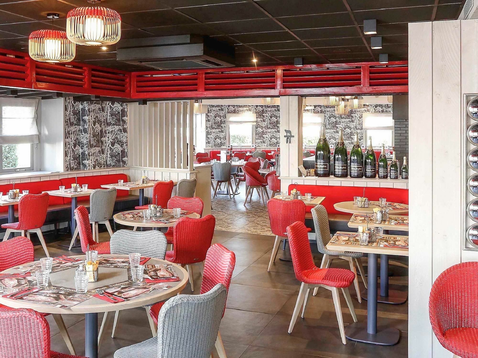 Hotel Ibis Reims Tinqueux Esterno foto